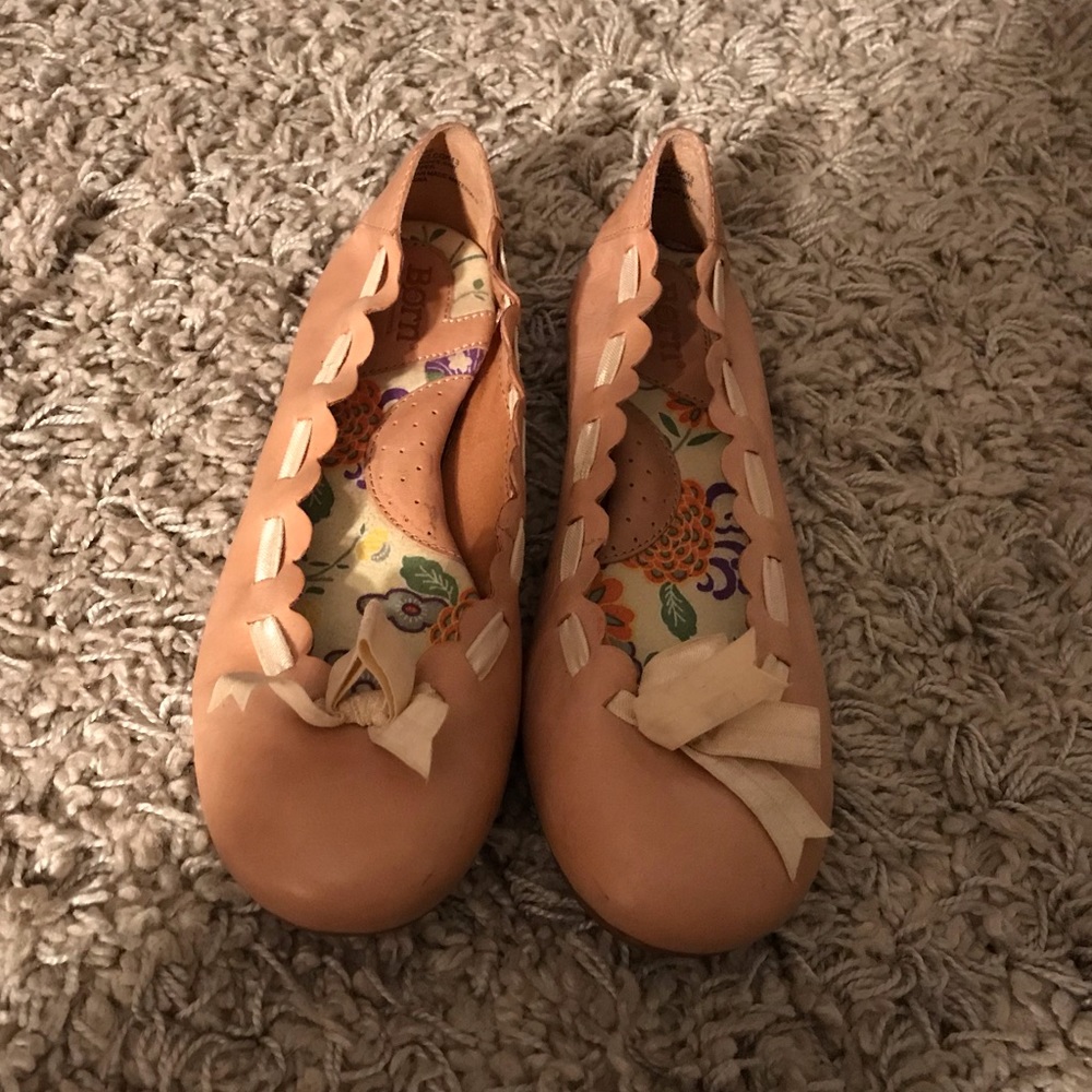 Born Hand Made Ballet Flats sz 8.5 M Leather